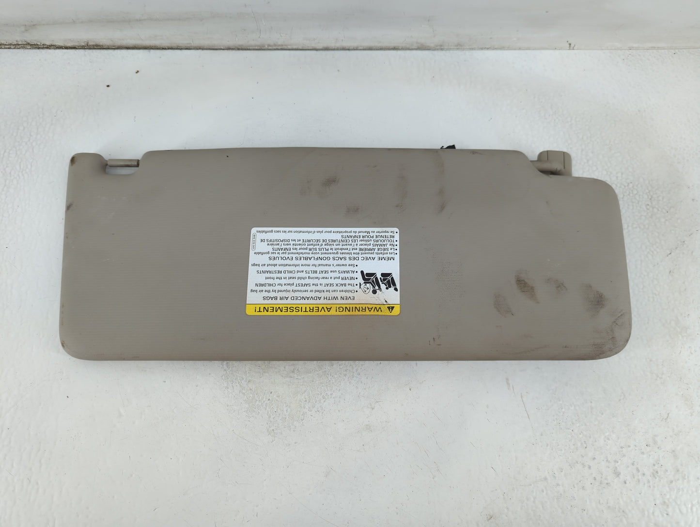 2018-2022 Volkswagen Atlas Sun Visor Shade Replacement Driver Left Mirror Fits Fits 2018 2019 2020 2021 2022 OEM Used Auto P