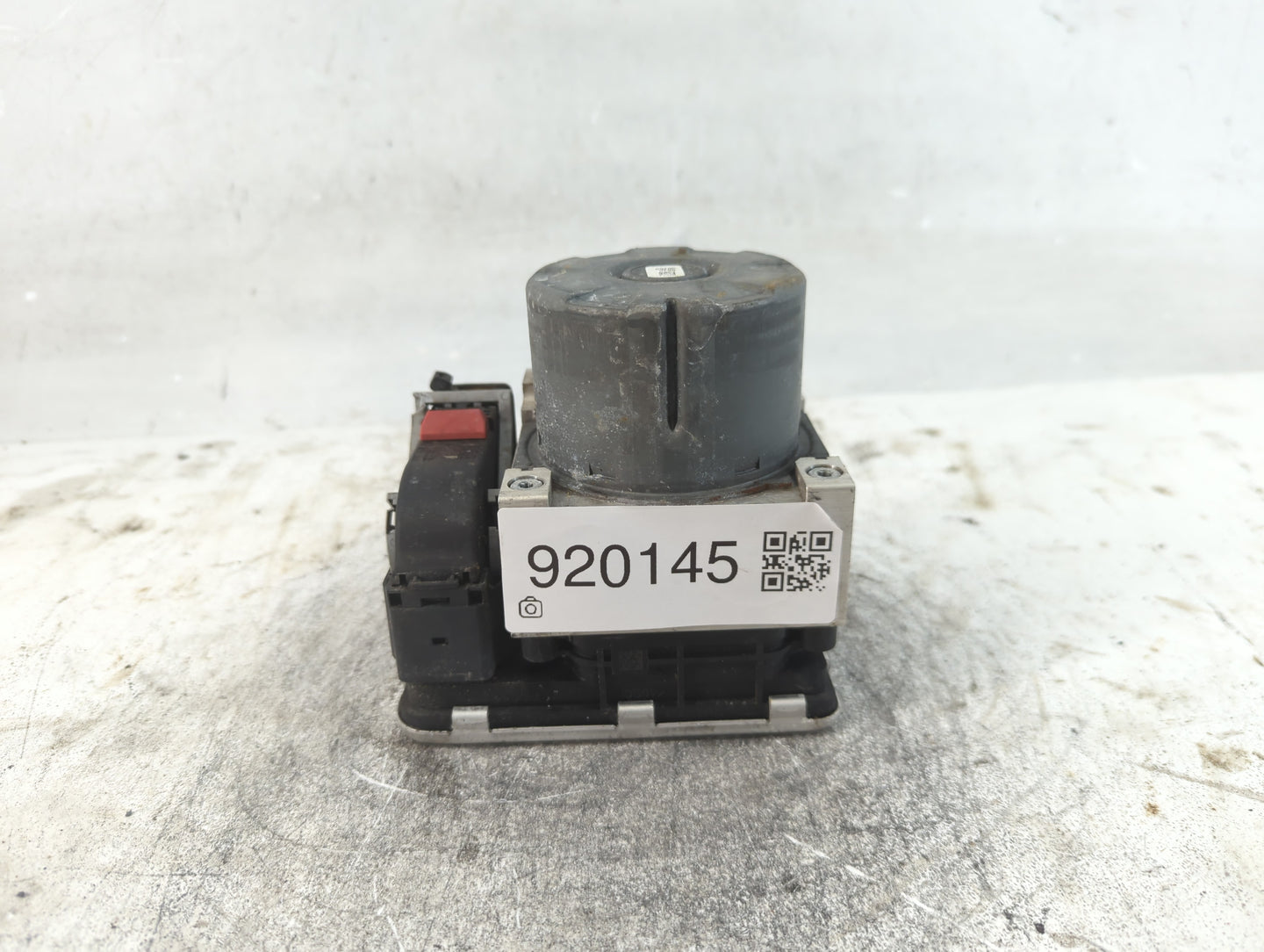 2018 Volkswagen Atlas ABS Pump Control Module Replacement P/N:5Q0 614 517 CE Fits OEM Used Auto Parts - Oemusedautoparts1.co