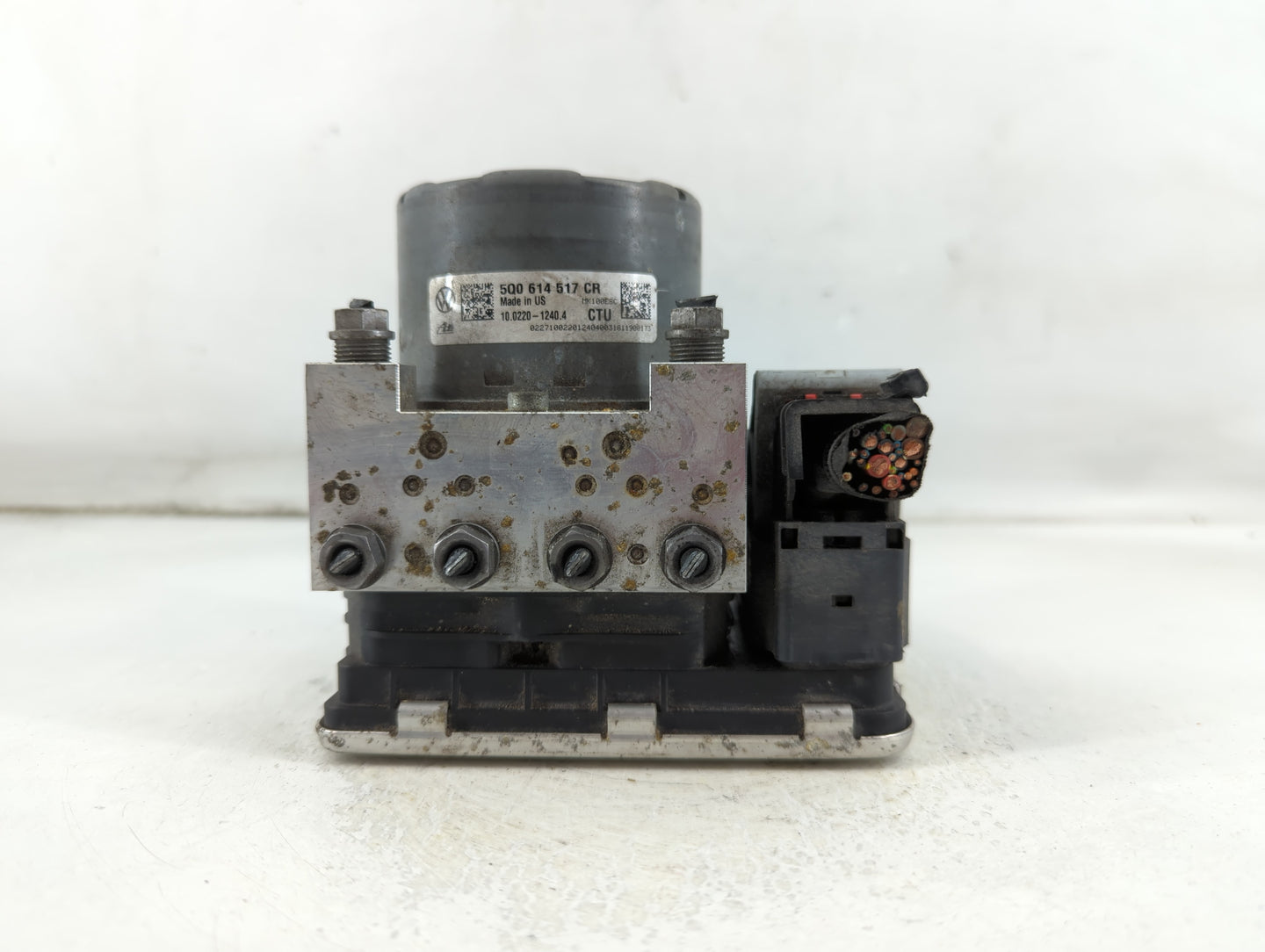 2018 Volkswagen Atlas ABS Pump Control Module Replacement P/N:5Q0 614 517 CR Fits OEM Used Auto Parts - Oemusedautoparts1.co
