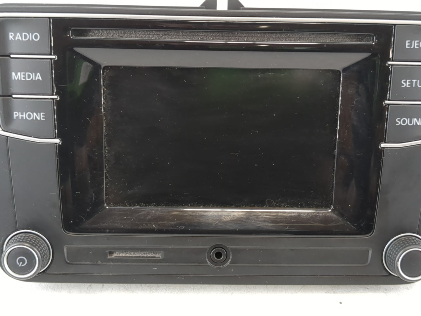 2018-2019 Volkswagen Beetle Radio AM FM Cd Player Receiver Replacement P/N:561 035 150 B Fits Fits 2018 2019 OEM Used Auto P