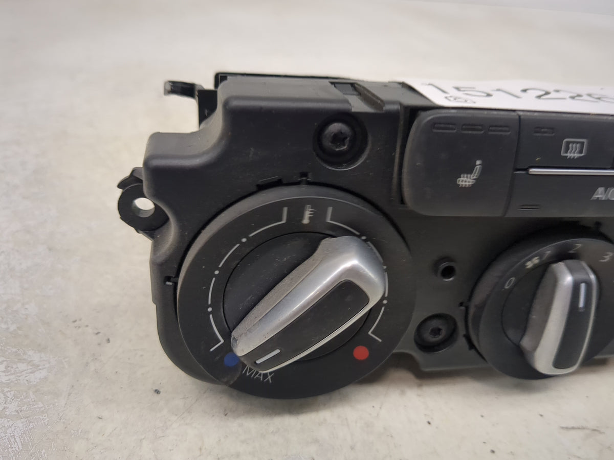 2018 Volkswagen Beetle Climate Control Module Temperature AC/Heater Replacement P/N:004065409 Fits OEM Used Auto Parts - Oem