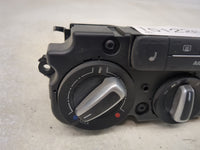2018 Volkswagen Beetle Climate Control Module Temperature AC/Heater Replacement P/N:004065409 Fits OEM Used Auto Parts - Oem