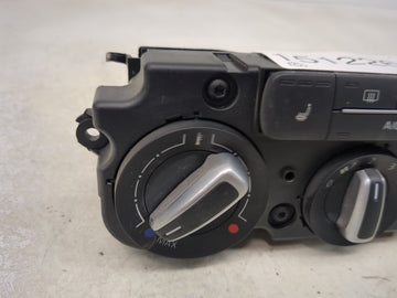 2018 Volkswagen Beetle Climate Control Module Temperature AC/Heater Replacement P/N:004065409 Fits OEM Used Auto Parts