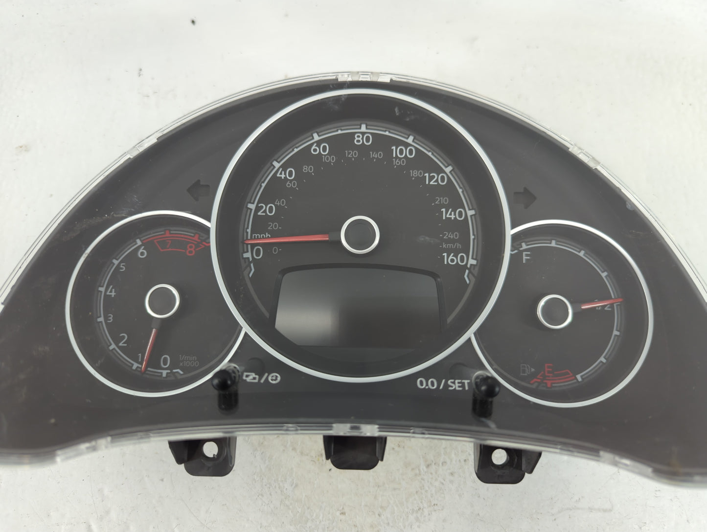 2017-2019 Volkswagen Beetle Instrument Cluster Speedometer Gauges P/N:5C5920976D Fits Fits 2017 2018 2019 OEM Used Auto Part
