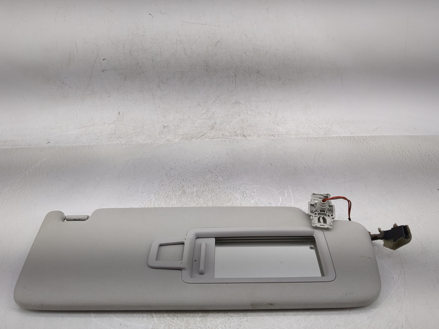 2015-2019 Volkswagen Golf Sun Visor Shade Replacement Passenger Right Mirror Fits Fits 2015 2016 2017 2018 2019 OEM Used Aut