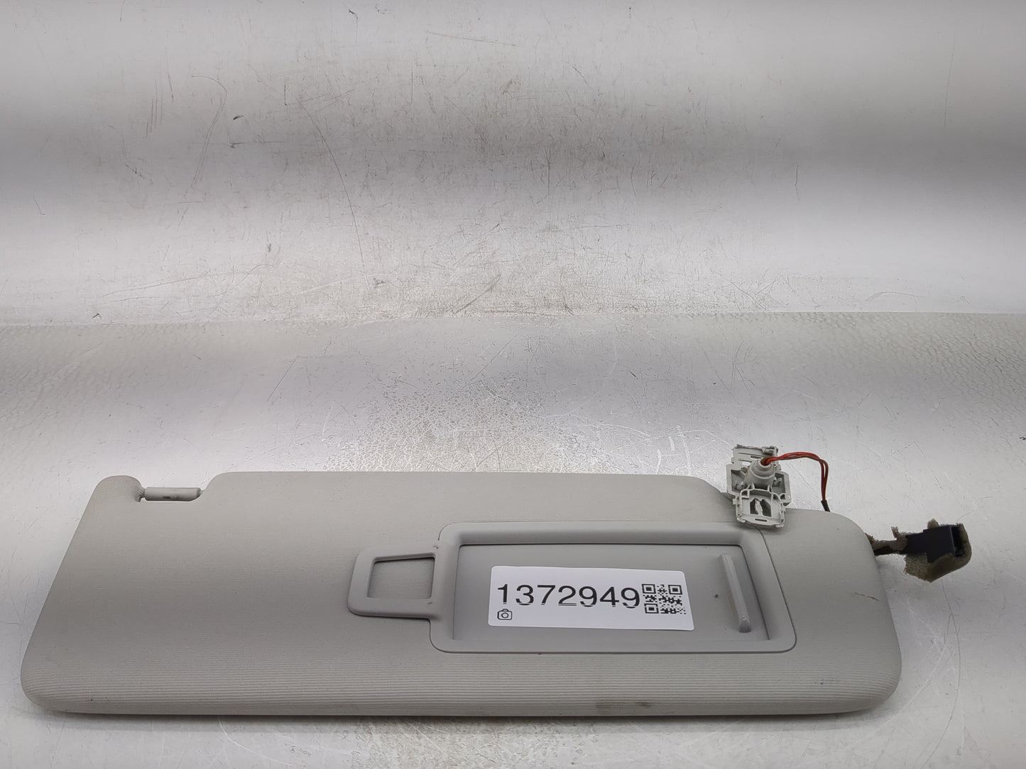 2015-2019 Volkswagen Golf Sun Visor Shade Replacement Passenger Right Mirror Fits Fits 2015 2016 2017 2018 2019 OEM Used Aut