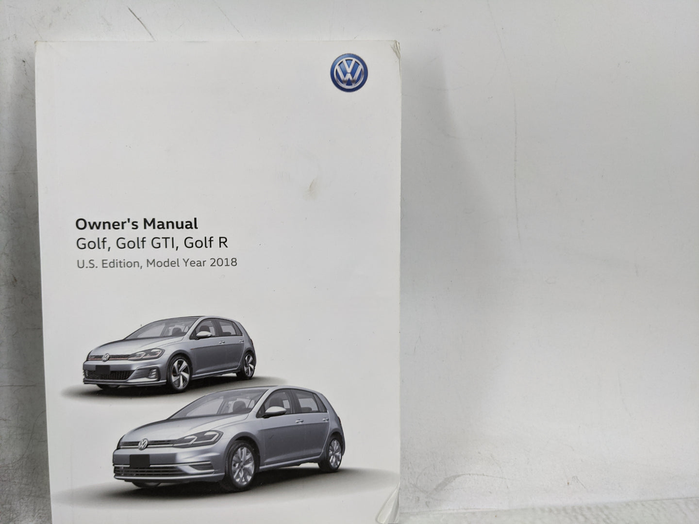 2018 Volkswagen Golf Owners Manual Book Guide P/N:5GM012723AM OEM Used Auto Parts - Oemusedautoparts1.com