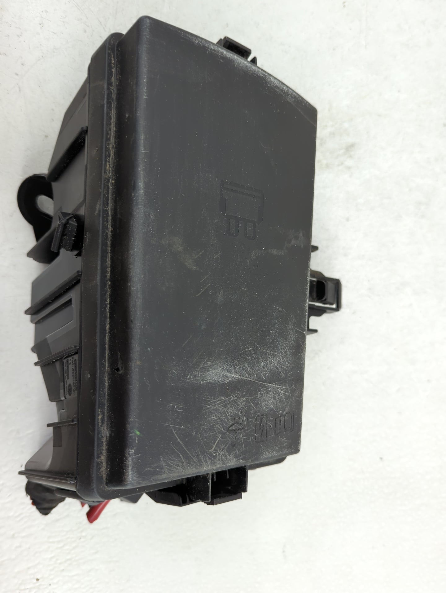 2015-2019 Volkswagen Golf Fusebox Fuse Box Panel Relay Module P/N:5Q0-907-361-D Fits Fits 2015 2016 2017 2018 2019 2020 2021