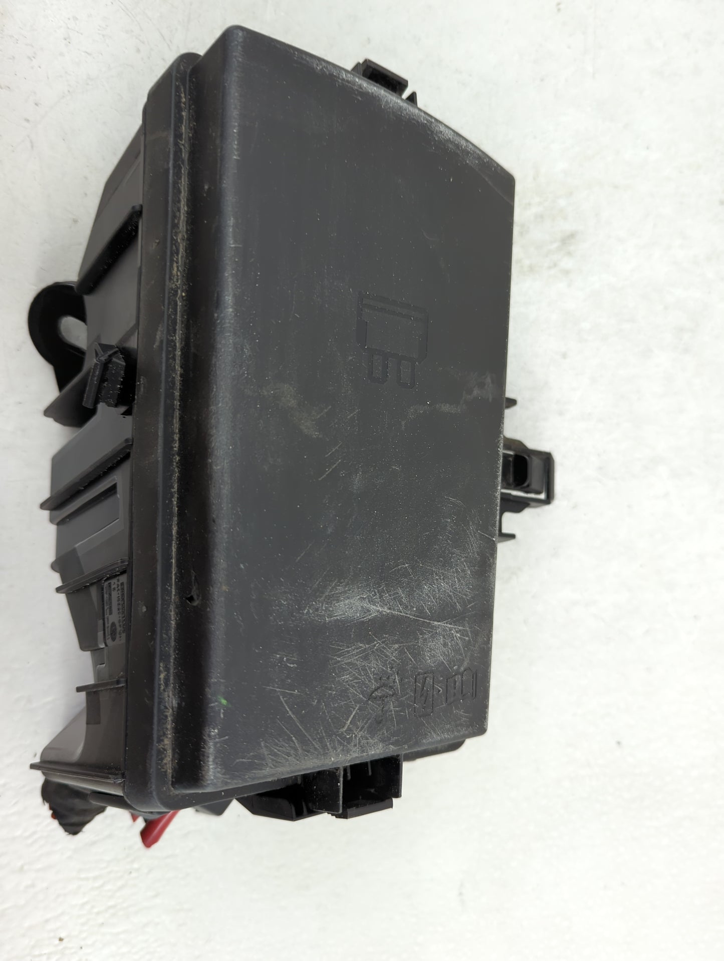 2015-2019 Volkswagen Golf Fusebox Fuse Box Panel Relay Module P/N:5Q0-907-361-D Fits Fits 2015 2016 2017 2018 2019 2020 2021