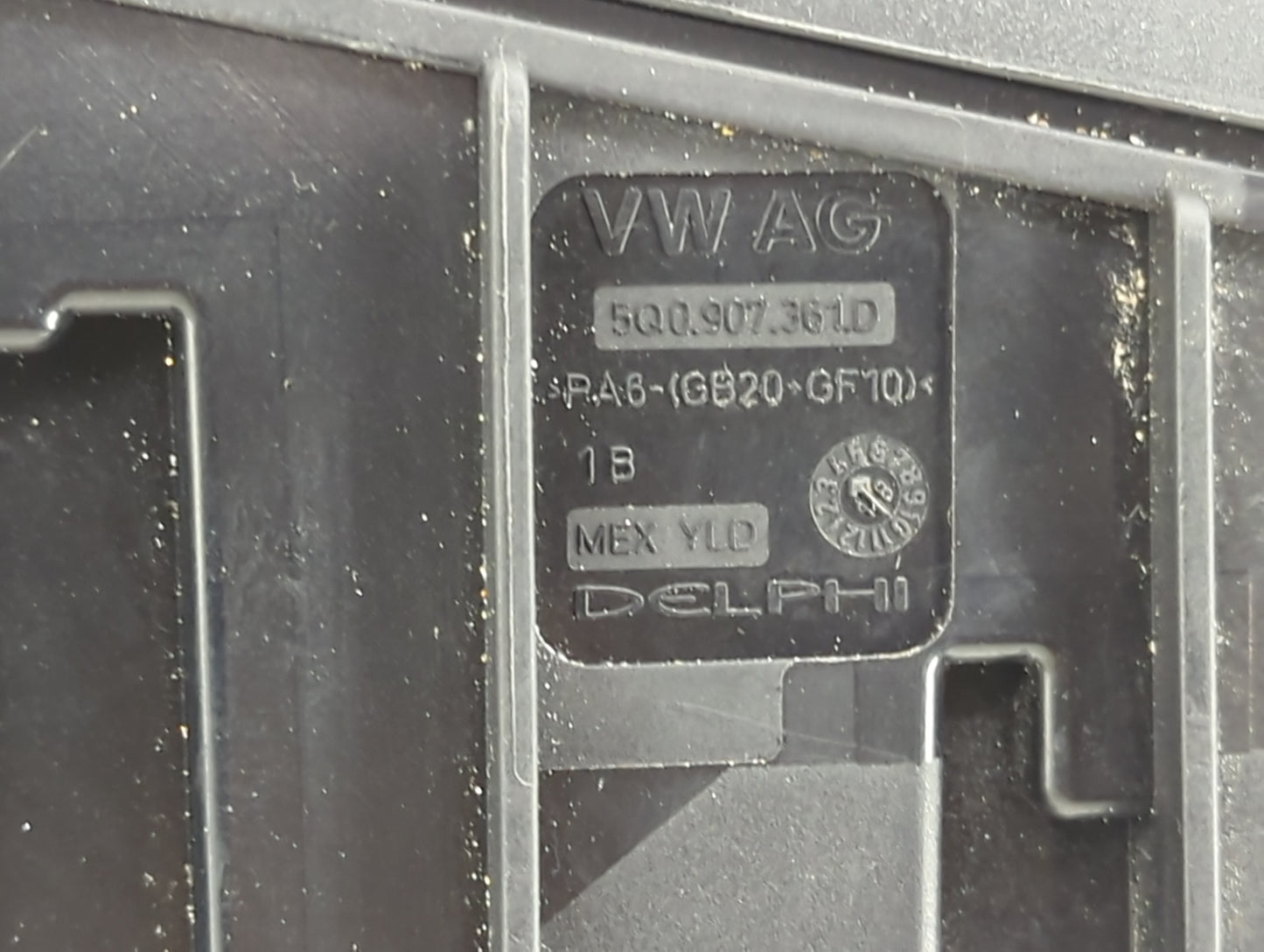 2015-2019 Volkswagen Golf Fusebox Fuse Box Panel Relay Module P/N:5Q0-907-361-D Fits Fits 2015 2016 2017 2018 2019 2020 2021