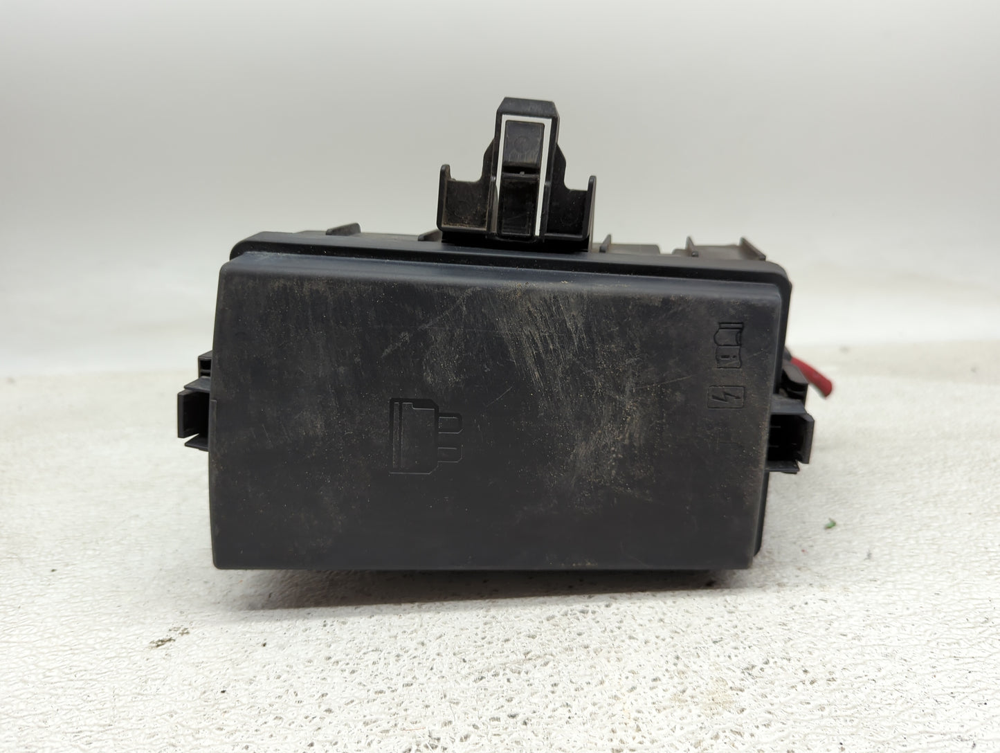 2015-2019 Volkswagen Golf Fusebox Fuse Box Panel Relay Module P/N:5Q0-907-361-D Fits Fits 2015 2016 2017 2018 2019 2020 2021