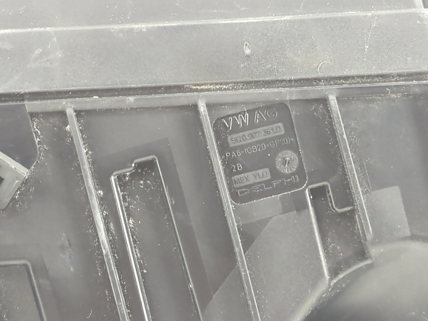 2015-2019 Volkswagen Golf Fusebox Fuse Box Panel Relay Module P/N:PA6 - 0B20-GF10 Fits OEM Used Auto Parts - Oemusedautopart