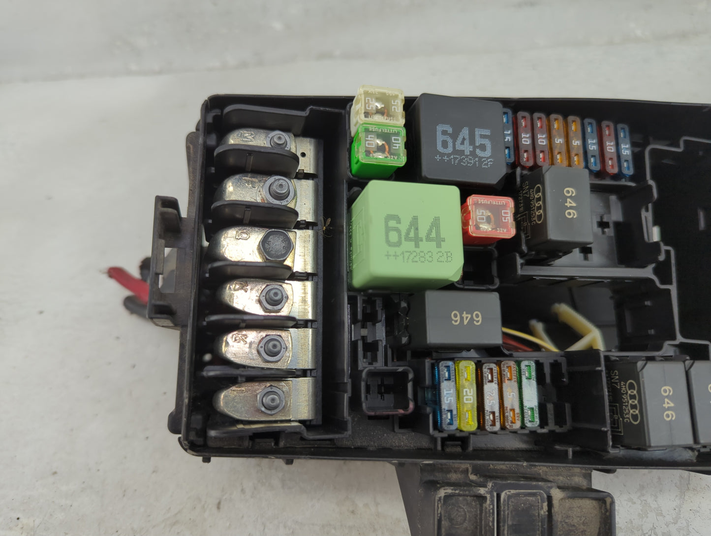 2015-2019 Volkswagen Golf Fusebox Fuse Box Panel Relay Module P/N:5Q0 937 132 B Fits Fits 2015 2016 2017 2018 2019 2020 2021