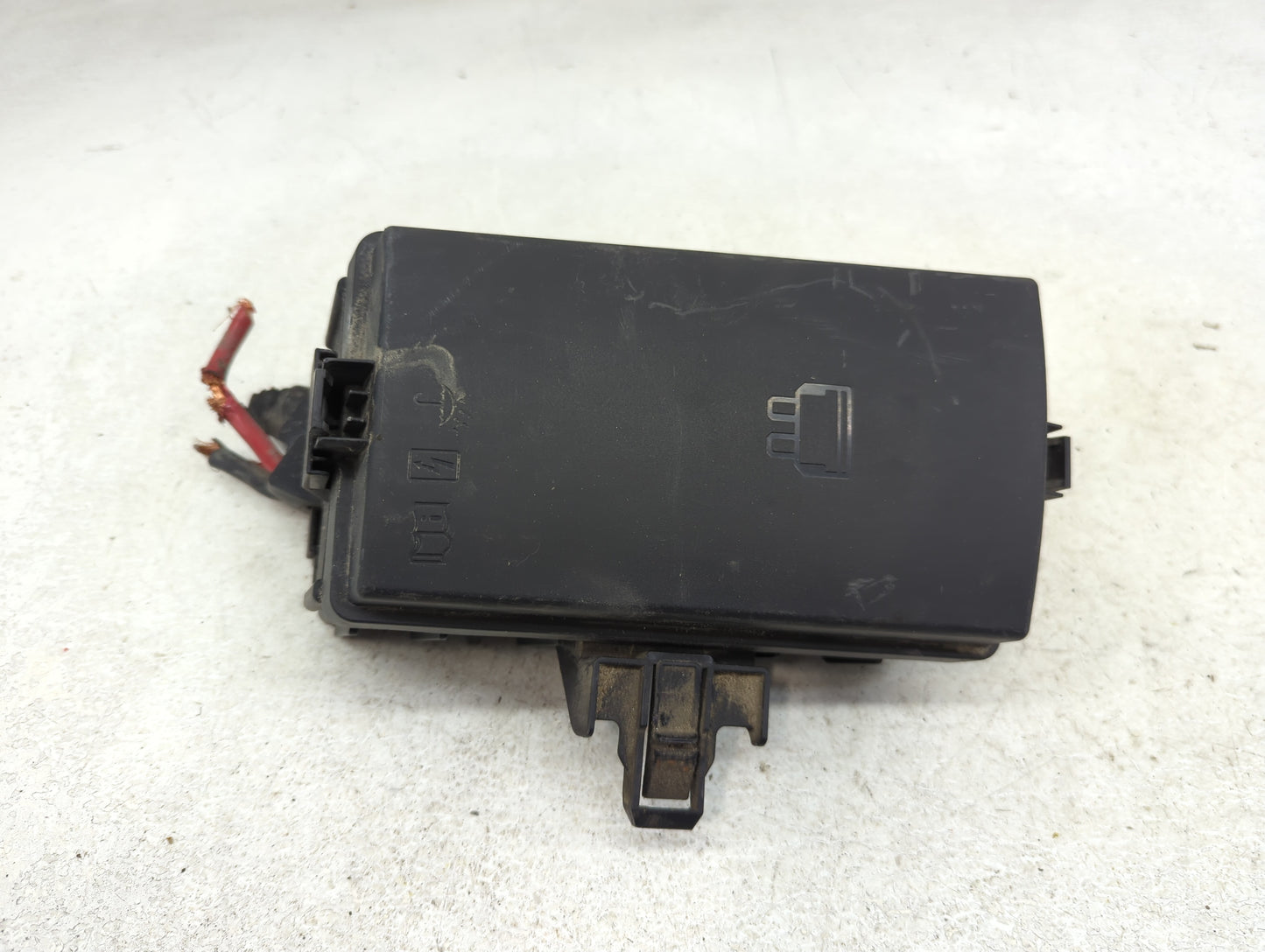 2015-2019 Volkswagen Golf Fusebox Fuse Box Panel Relay Module P/N:5Q0 937 132 D Fits Fits 2015 2016 2017 2018 2019 2020 2021