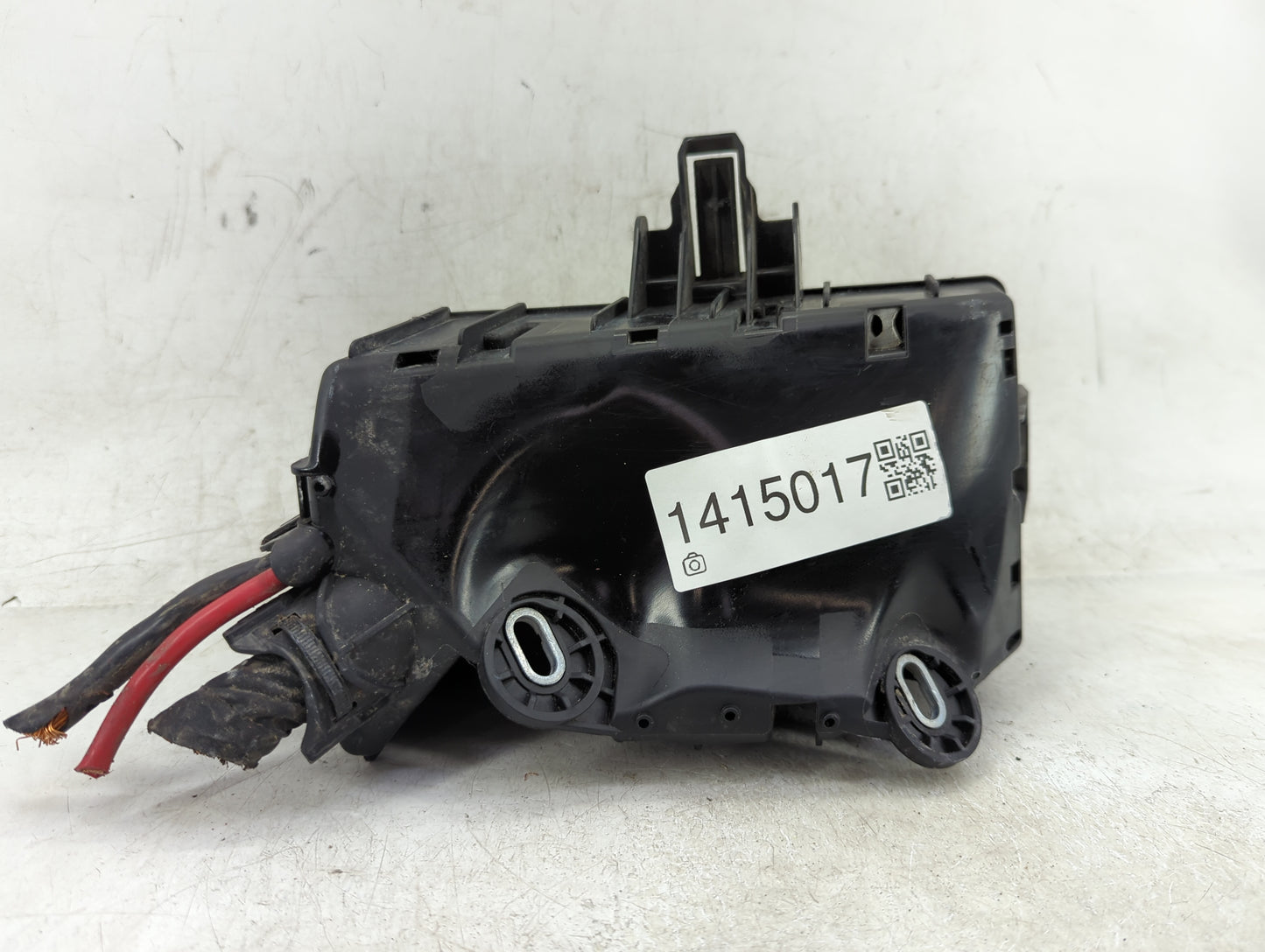 2015-2019 Volkswagen Golf Fusebox Fuse Box Panel Relay Module P/N:5Q0.907.361.D Fits Fits 2015 2016 2017 2018 2019 2020 2021