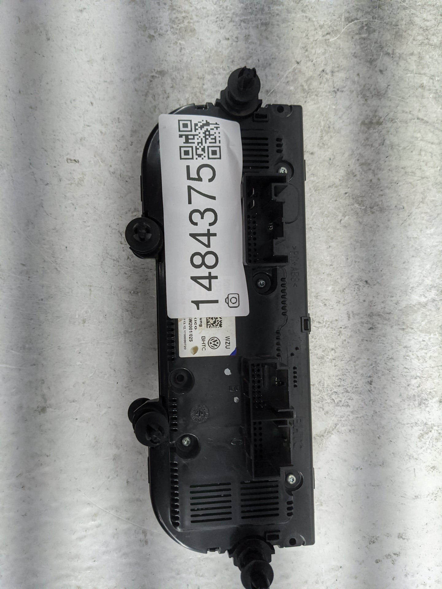 2018-2019 Volkswagen Golf Climate Control Module Temperature AC/Heater Replacement P/N:5G0907426AT 1K8907426 Fits Fits 2018 