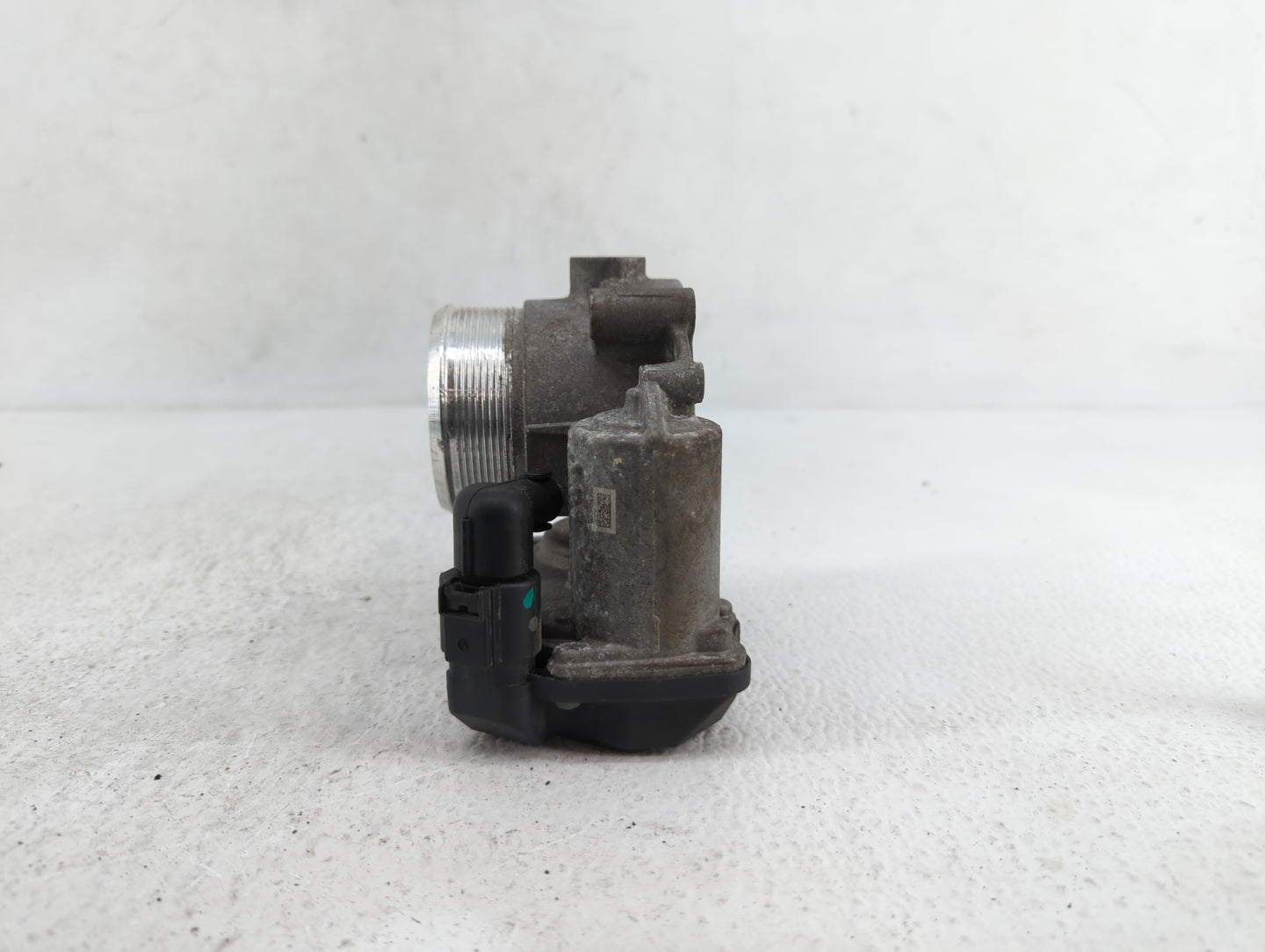 2013-2019 Volkswagen Golf Throttle Body P/N:06F 133 062 G 06F 133 062 Q Fits OEM Used Auto Parts - Oemusedautoparts1.com