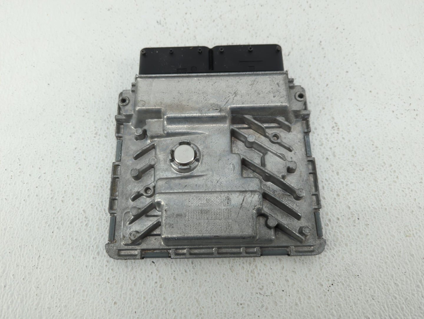 2018-2019 Volkswagen Golf PCM Engine Control Computer ECU ECM PCU OEM P/N:06K 907 425 B Fits Fits 2018 2019 OEM Used Auto Pa