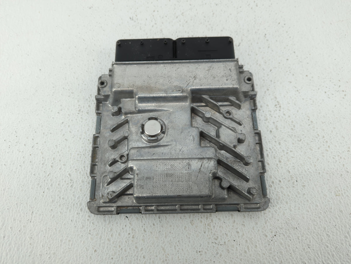 2018-2019 Volkswagen Golf PCM Engine Control Computer ECU ECM PCU OEM P/N:06K 907 425 B Fits 2018 2019 OEM Used Auto Parts -