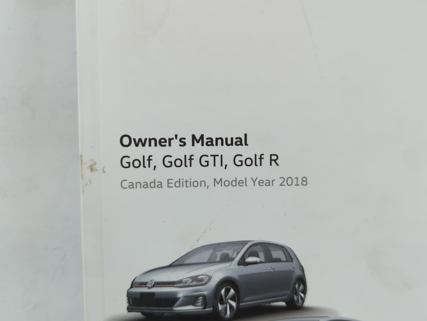 2018 Volkswagen Golf Owners Manual Book Guide P/N:5GM012722AM OEM Used Auto Parts - Oemusedautoparts1.com