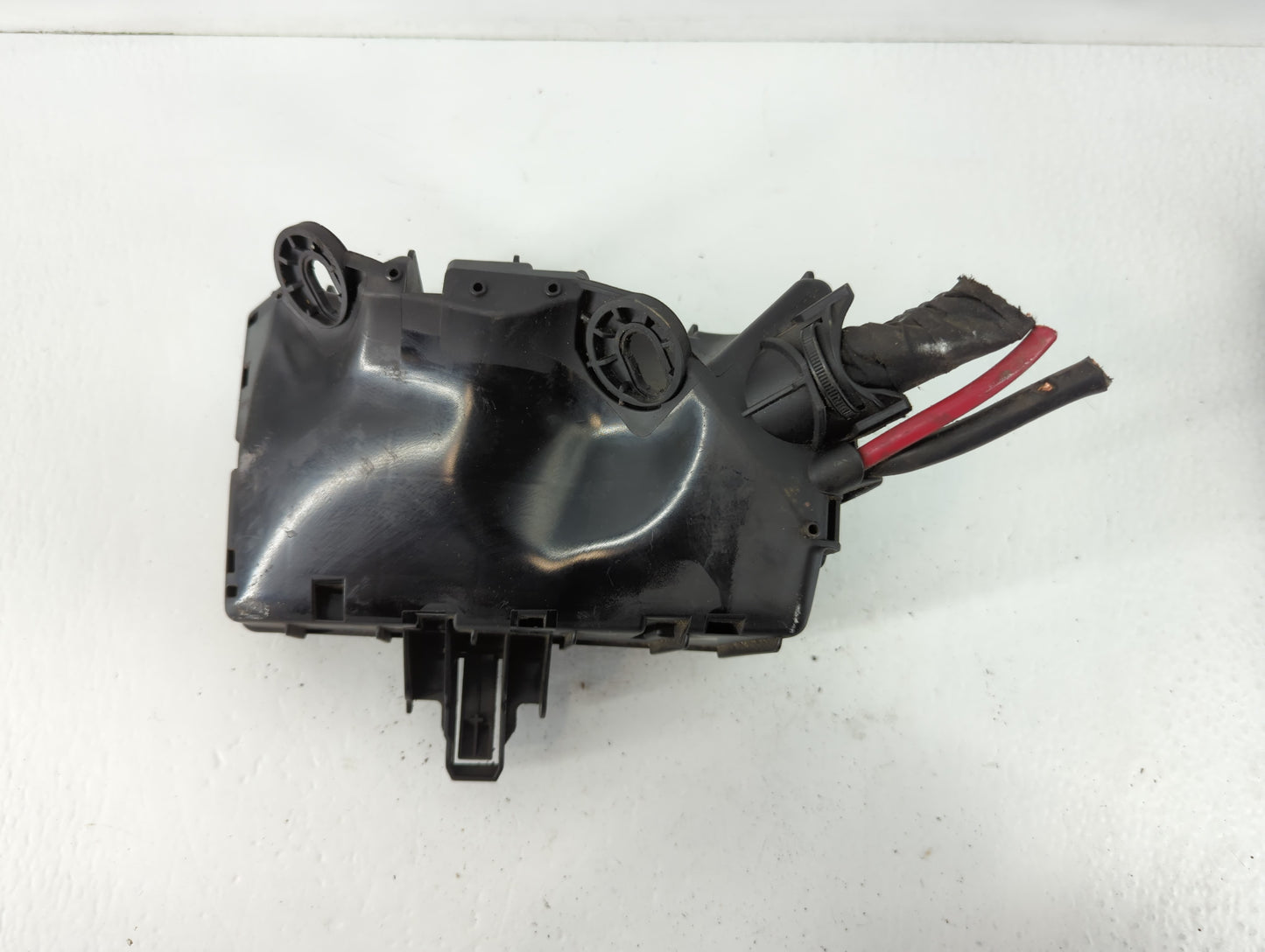 2015-2019 Volkswagen Golf Fusebox Fuse Box Panel Relay Module P/N:5Q0 937 132 B Fits Fits 2015 2016 2017 2018 2019 2020 2021