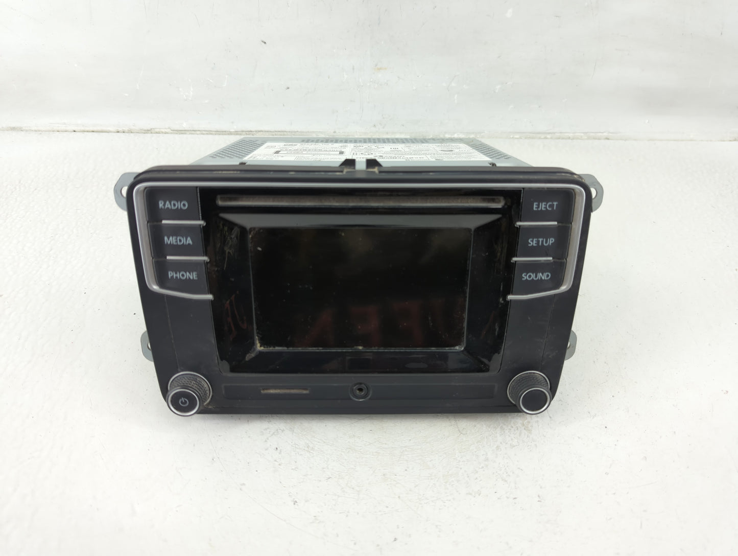 2018 Volkswagen Jetta Radio AM FM Cd Player Receiver Replacement P/N:561 035 150 B Fits Fits 2019 OEM Used Auto Parts - Oemu