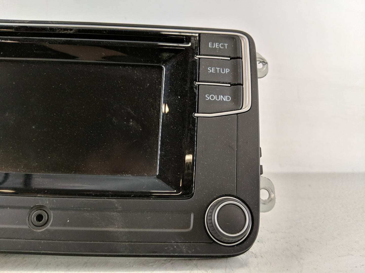 2018 Volkswagen Jetta Radio AM FM Cd Player Receiver Replacement P/N:5C0 036 200 D 561 035 150 B Fits Fits 2019 OEM Used Aut