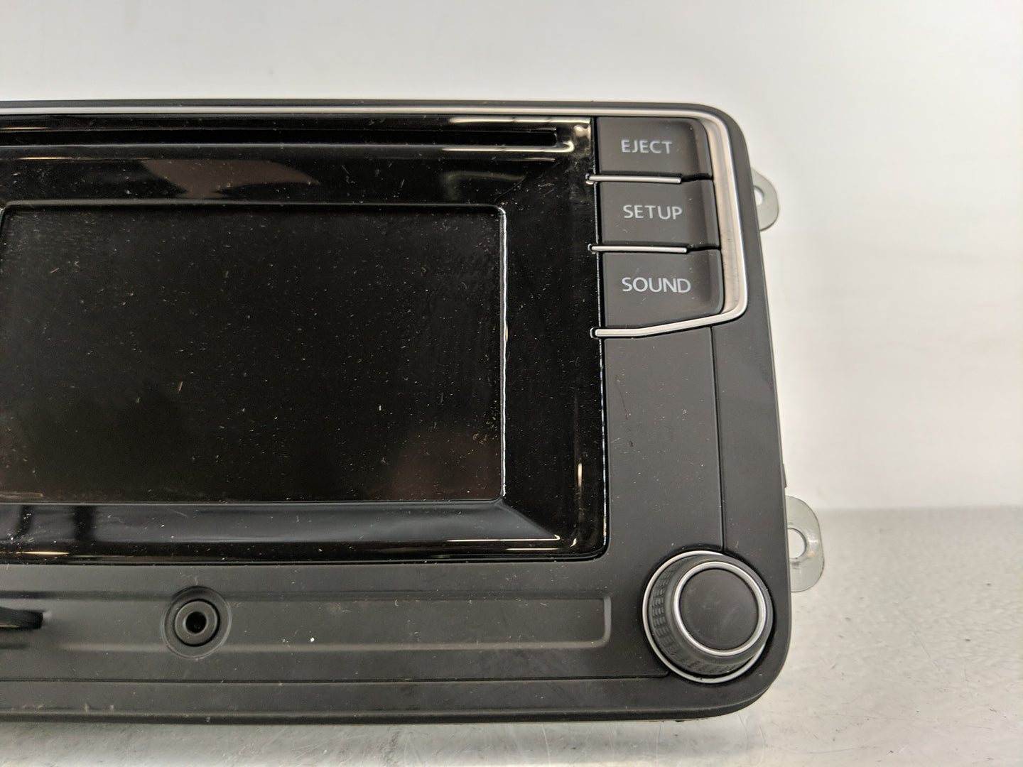 2018 Volkswagen Jetta Radio AM FM Cd Player Receiver Replacement P/N:561 035 150 B Fits Fits 2019 OEM Used Auto Parts - Oemu