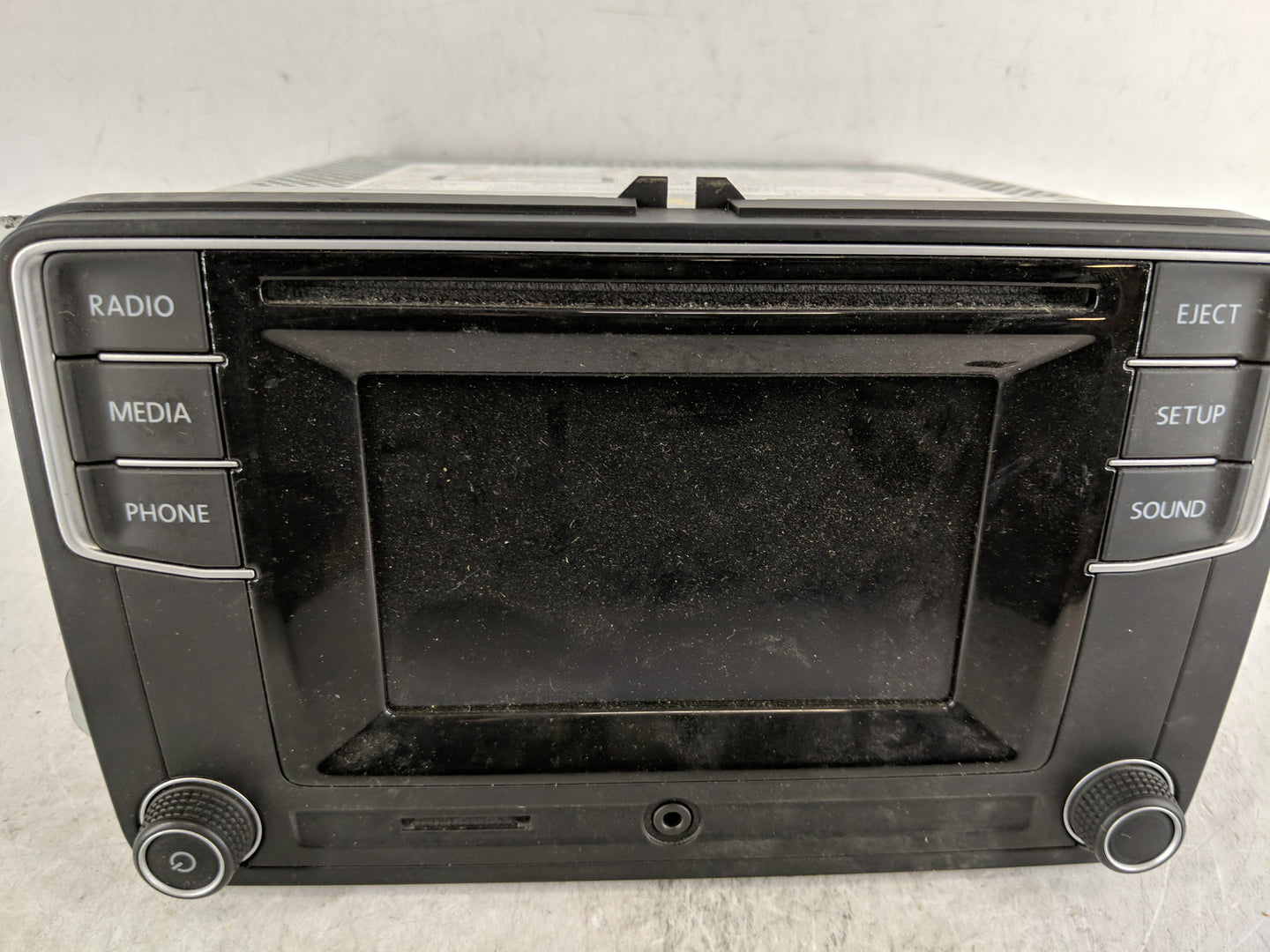 2018 Volkswagen Jetta Radio AM FM Cd Player Receiver Replacement P/N:561 035 150 B Fits Fits 2019 OEM Used Auto Parts - Oemu