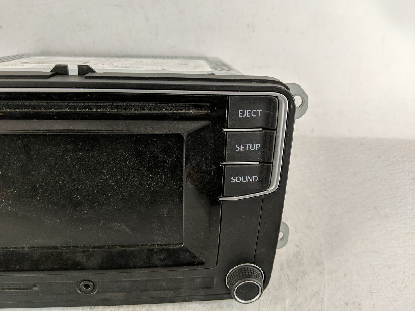 2018 Volkswagen Jetta Radio AM FM Cd Player Receiver Replacement P/N:561 035 150 B Fits Fits 2019 OEM Used Auto Parts - Oemu