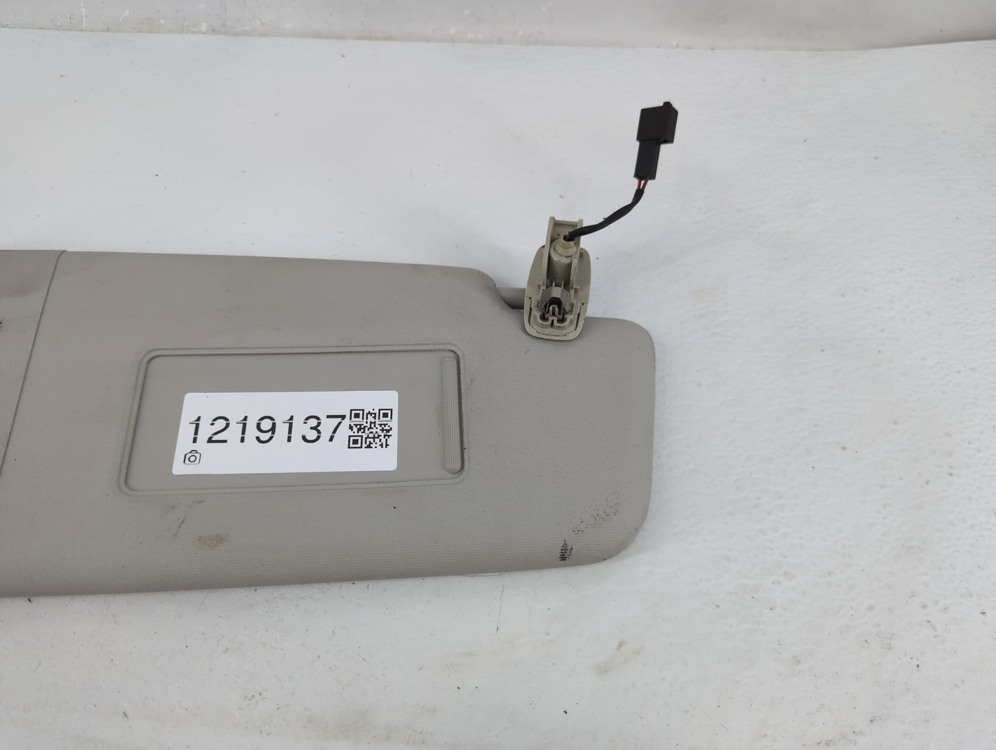 2011-2018 Volkswagen Jetta Sun Visor Shade Replacement Passenger Right Mirror Fits Fits 2011 2012 2013 2014 2015 2016 2017 2