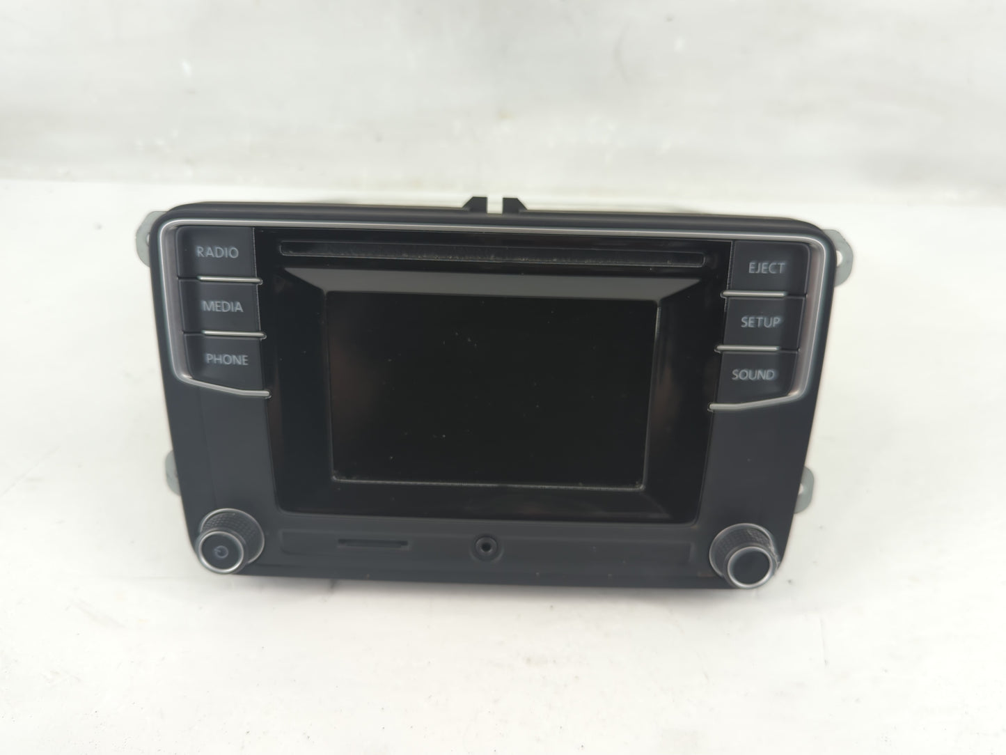 2018 Volkswagen Jetta Radio AM FM Cd Player Receiver Replacement P/N:561 035 150 B Fits Fits 2019 OEM Used Auto Parts - Oemu