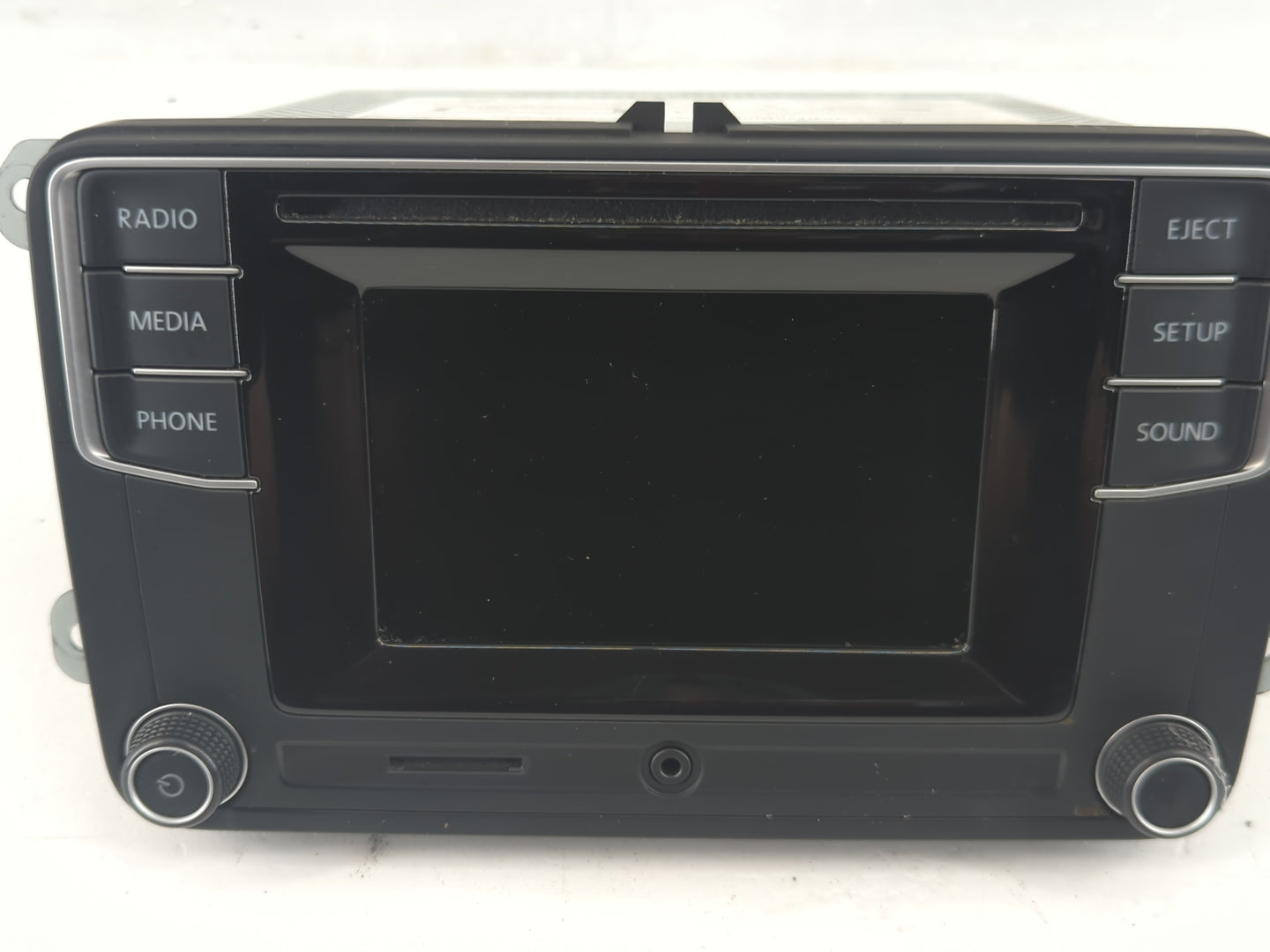 2018 Volkswagen Jetta Radio AM FM Cd Player Receiver Replacement P/N:561 035 150 B Fits Fits 2019 OEM Used Auto Parts - Oemu