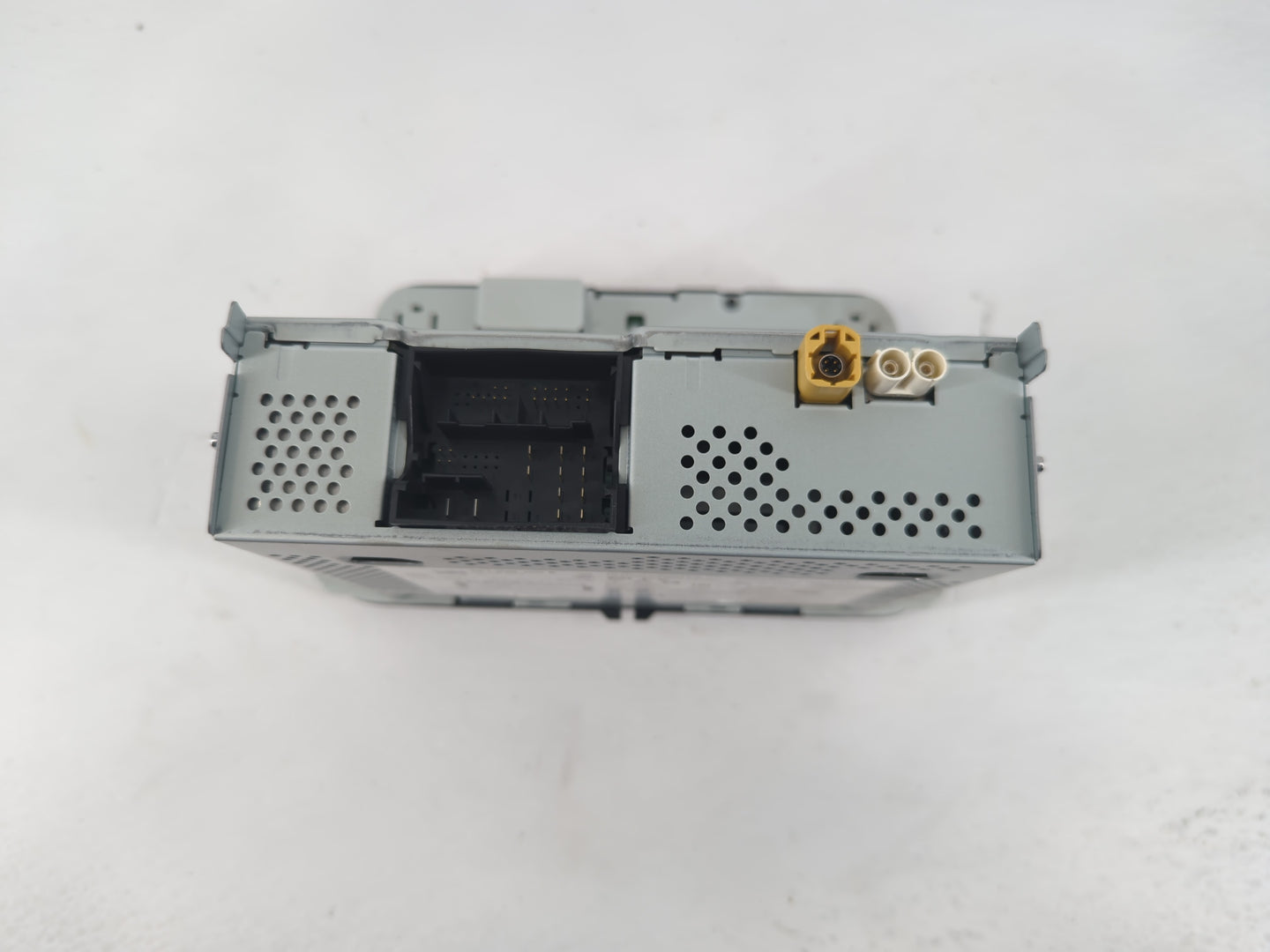 2018 Volkswagen Jetta Radio AM FM Cd Player Receiver Replacement P/N:561 035 150 B Fits Fits 2019 OEM Used Auto Parts - Oemu