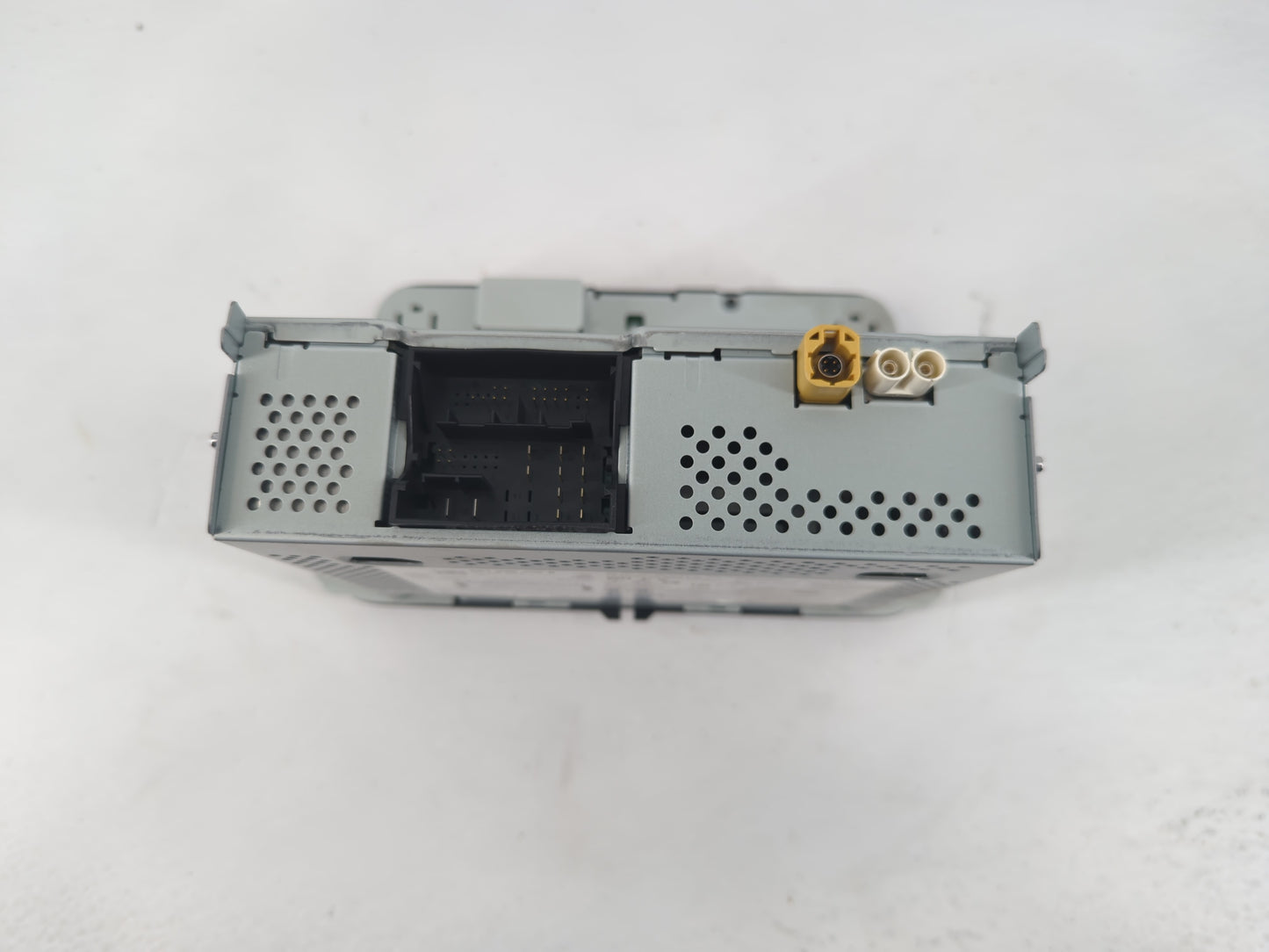 2018 Volkswagen Jetta Radio AM FM Cd Player Receiver Replacement P/N:561 035 150 B Fits Fits 2019 OEM Used Auto Parts - Oemu