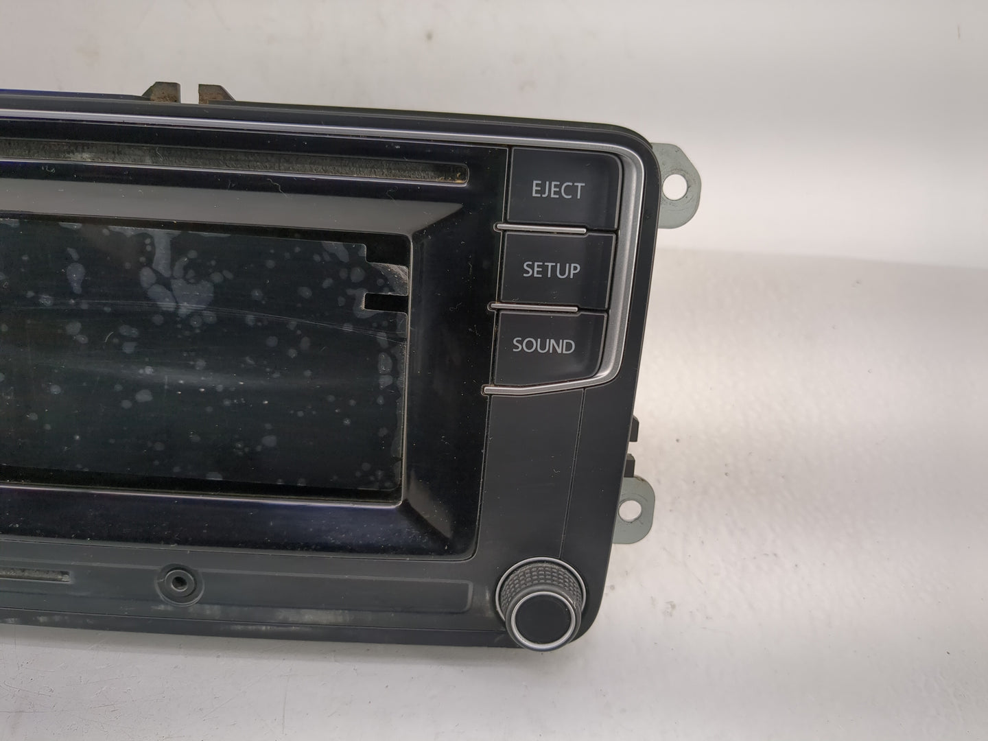 2018 Volkswagen Jetta Radio AM FM Cd Player Receiver Replacement P/N:561 035 150 B Fits Fits 2019 OEM Used Auto Parts - Oemu