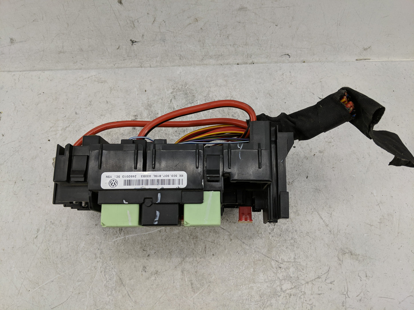 2015-2018 Volkswagen Jetta Fusebox Fuse Box Panel Relay Module Fits Fits 2015 2016 2017 2018 OEM Used Auto Parts - Oemusedau