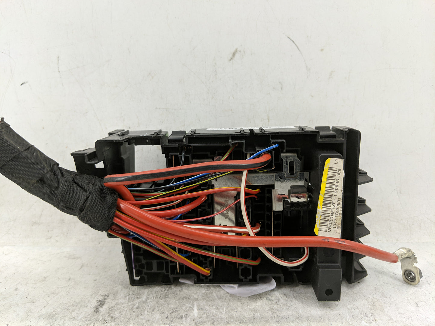 2015-2018 Volkswagen Jetta Fusebox Fuse Box Panel Relay Module Fits Fits 2015 2016 2017 2018 OEM Used Auto Parts - Oemusedau