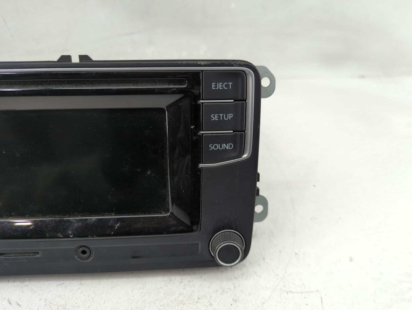 2018 Volkswagen Jetta Radio AM FM Cd Player Receiver Replacement P/N:561 035 150 B Fits Fits 2019 OEM Used Auto Parts - Oemu