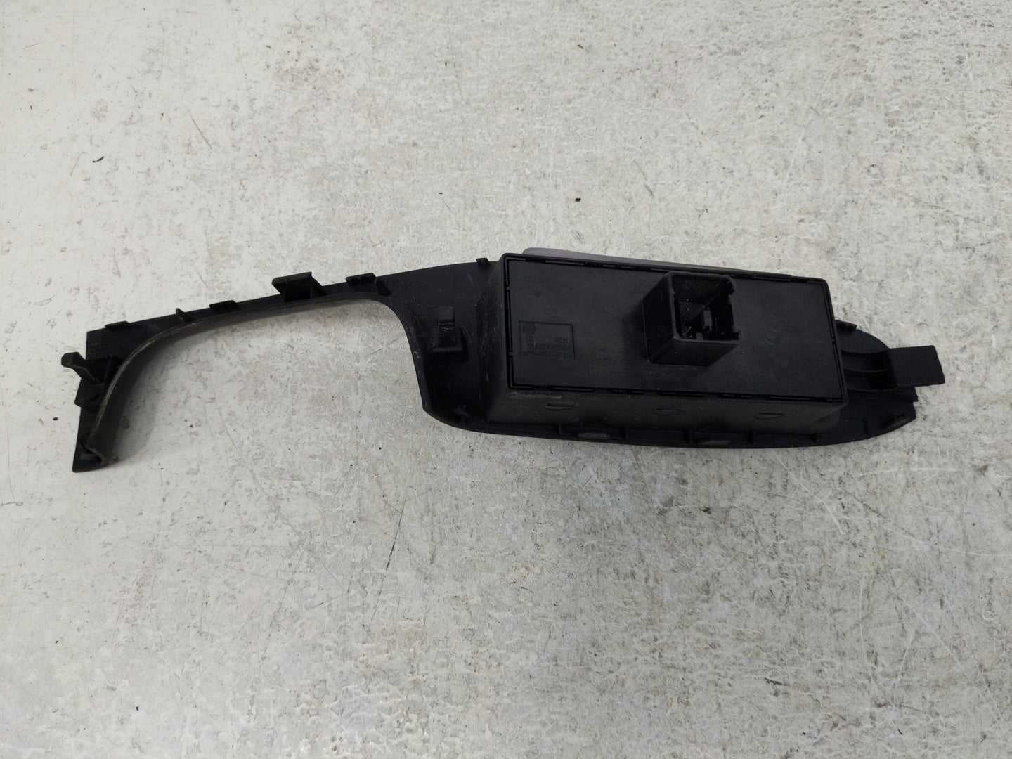 2011-2018 Volkswagen Jetta Master Power Window Switch Replacement Driver Side Left P/N:1K4 959 857 C Fits OEM Used Auto Part