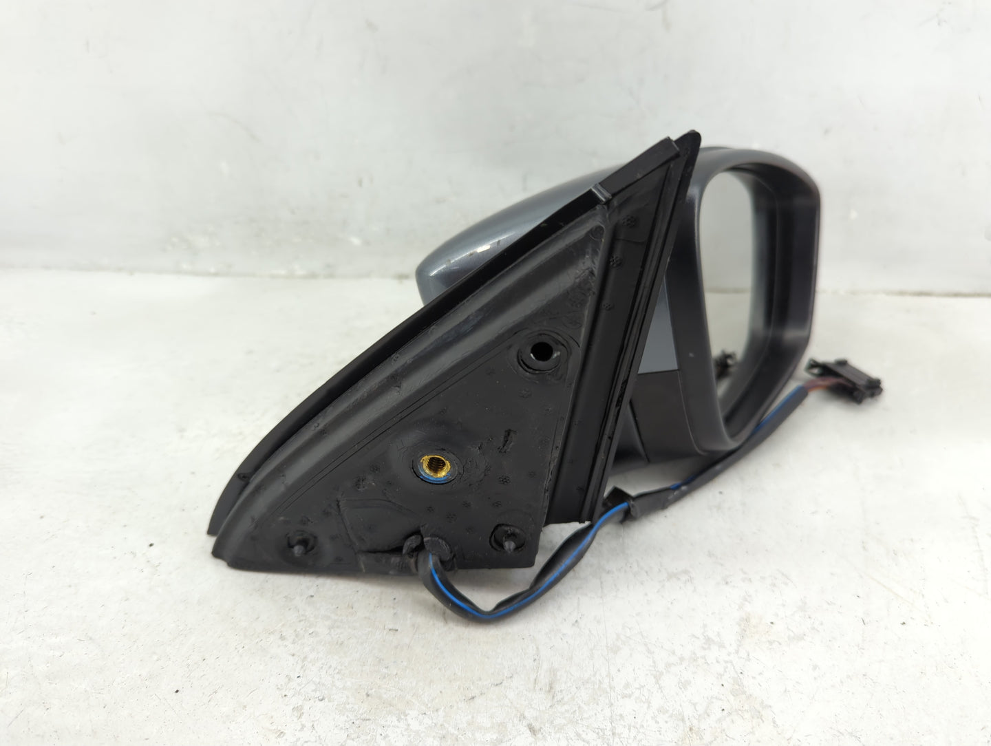 2017-2018 Volkswagen Jetta Passenger Side View Mirror - Right Door Mirror OEM Used - Oemusedautoparts1.com