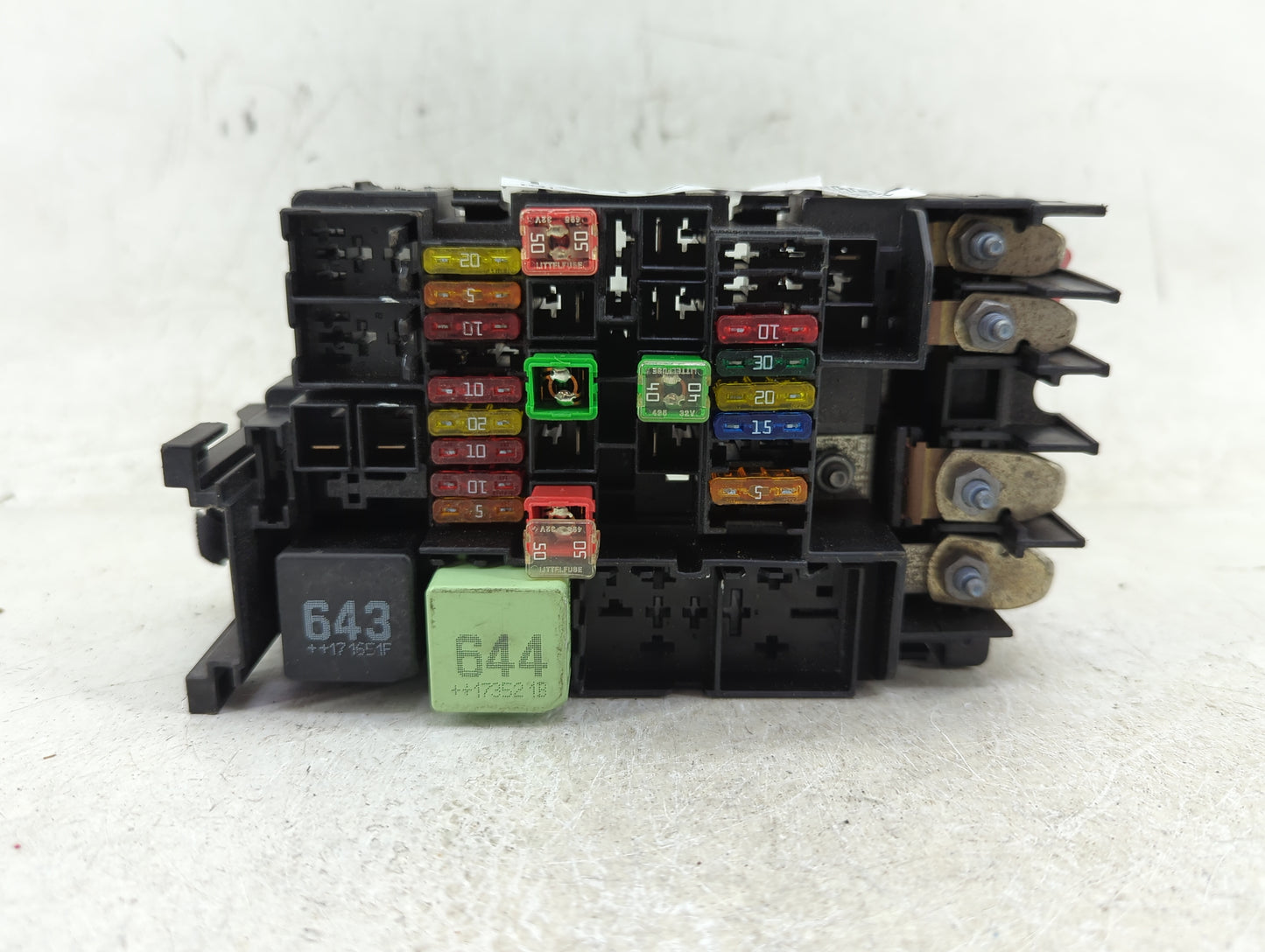 2015-2018 Volkswagen Jetta Fusebox Fuse Box Panel Relay Module P/N:5C0 937 819L Fits Fits 2015 2016 2017 2018 OEM Used Auto 