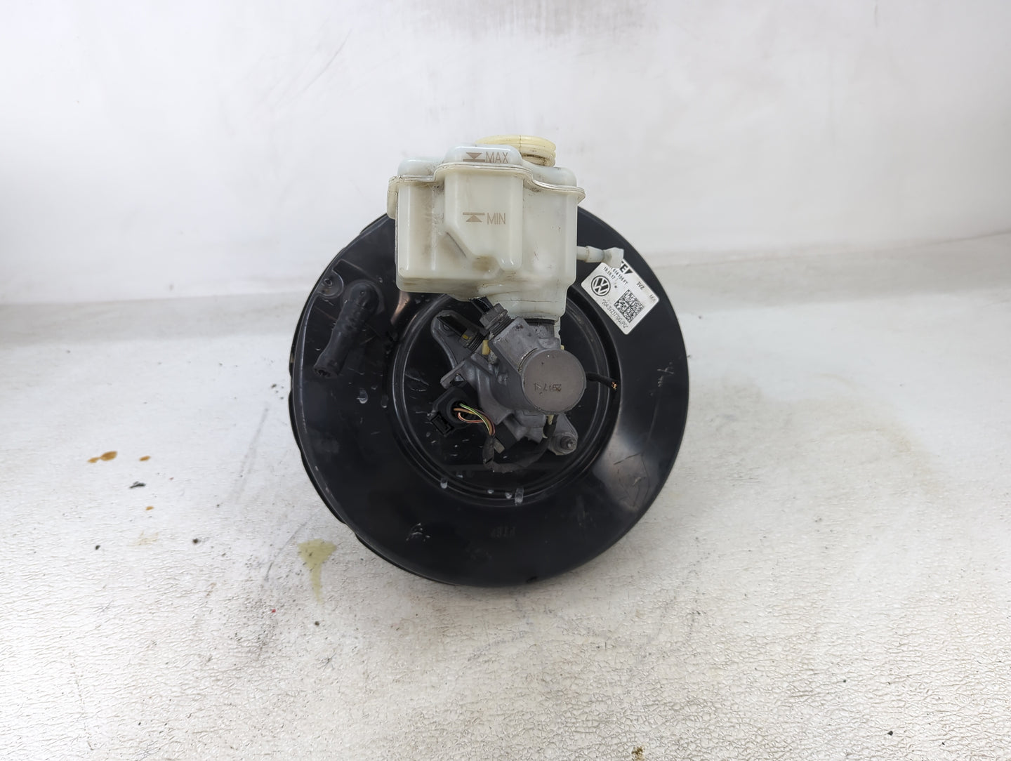 2018-2018 Volkswagen Jetta Power Brake Booster Oem - Oemusedautoparts1.com
