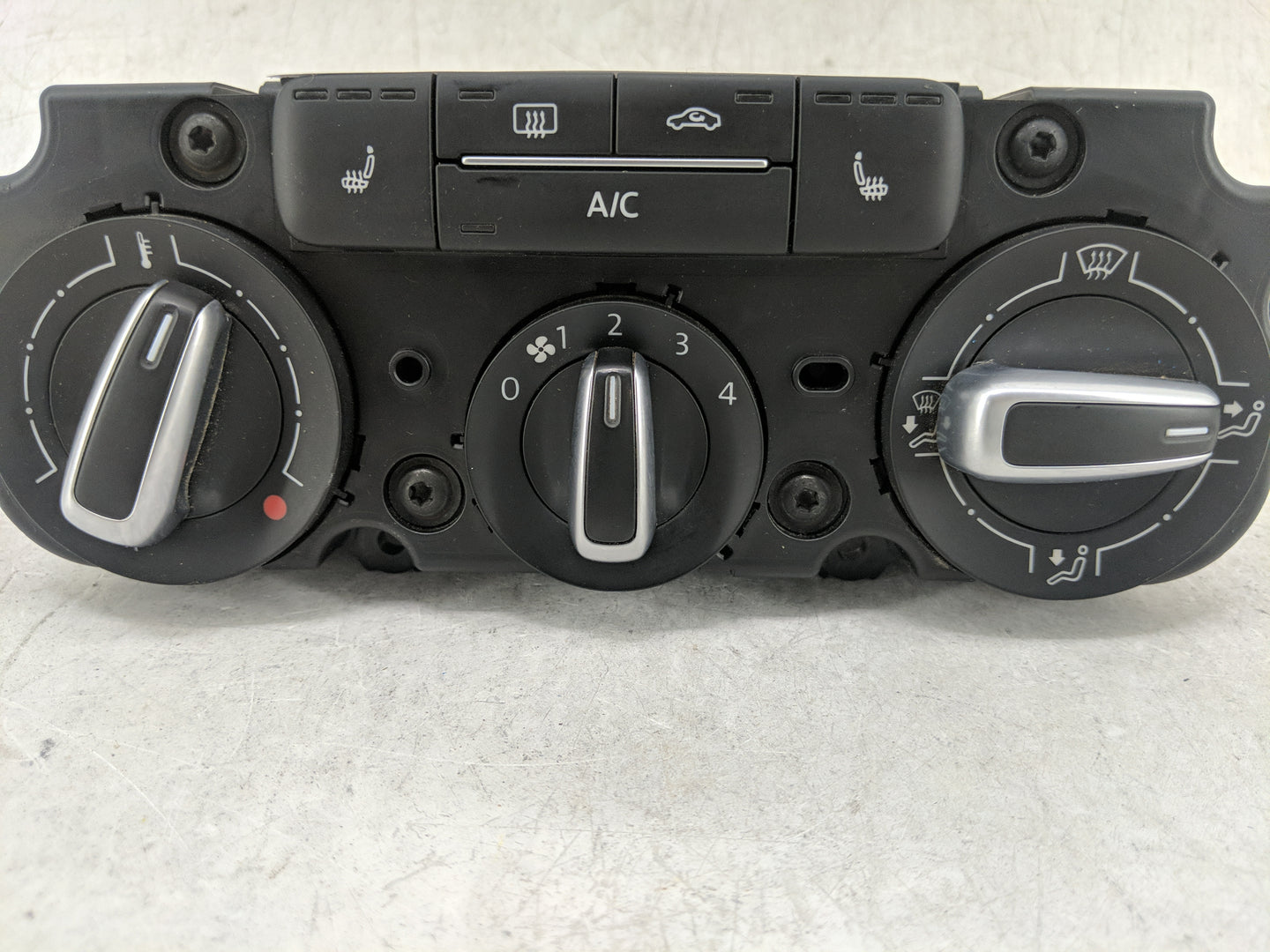 2015-2018 Volkswagen Jetta Climate Control Module Temperature AC/Heater Replacement P/N:5C1819045 Fits Fits 2015 2016 2017 2