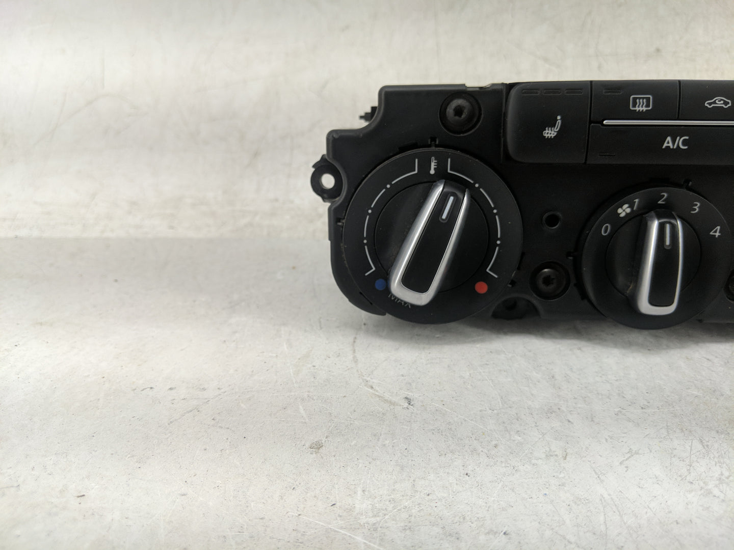 2015-2018 Volkswagen Jetta Climate Control Module Temperature AC/Heater Replacement P/N:5C1819045 Fits Fits 2015 2016 2017 2