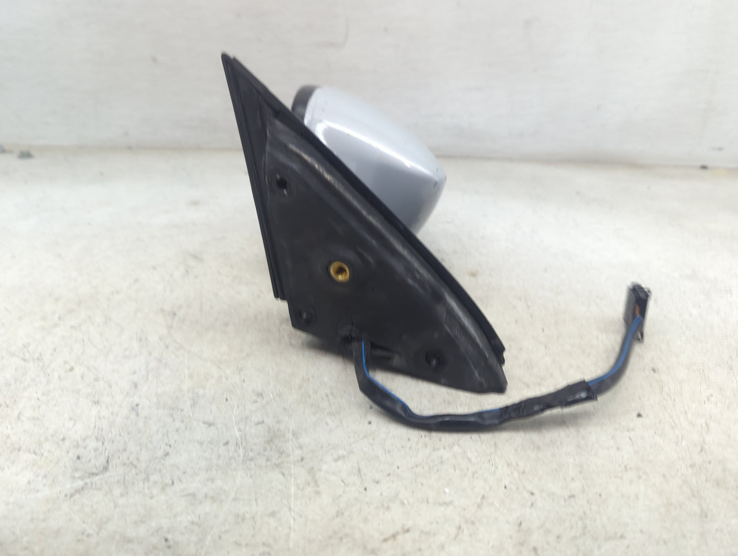2017-2018 Volkswagen Jetta Driver Side View Mirror - Left Door Mirror OEM Used - Oemusedautoparts1.com