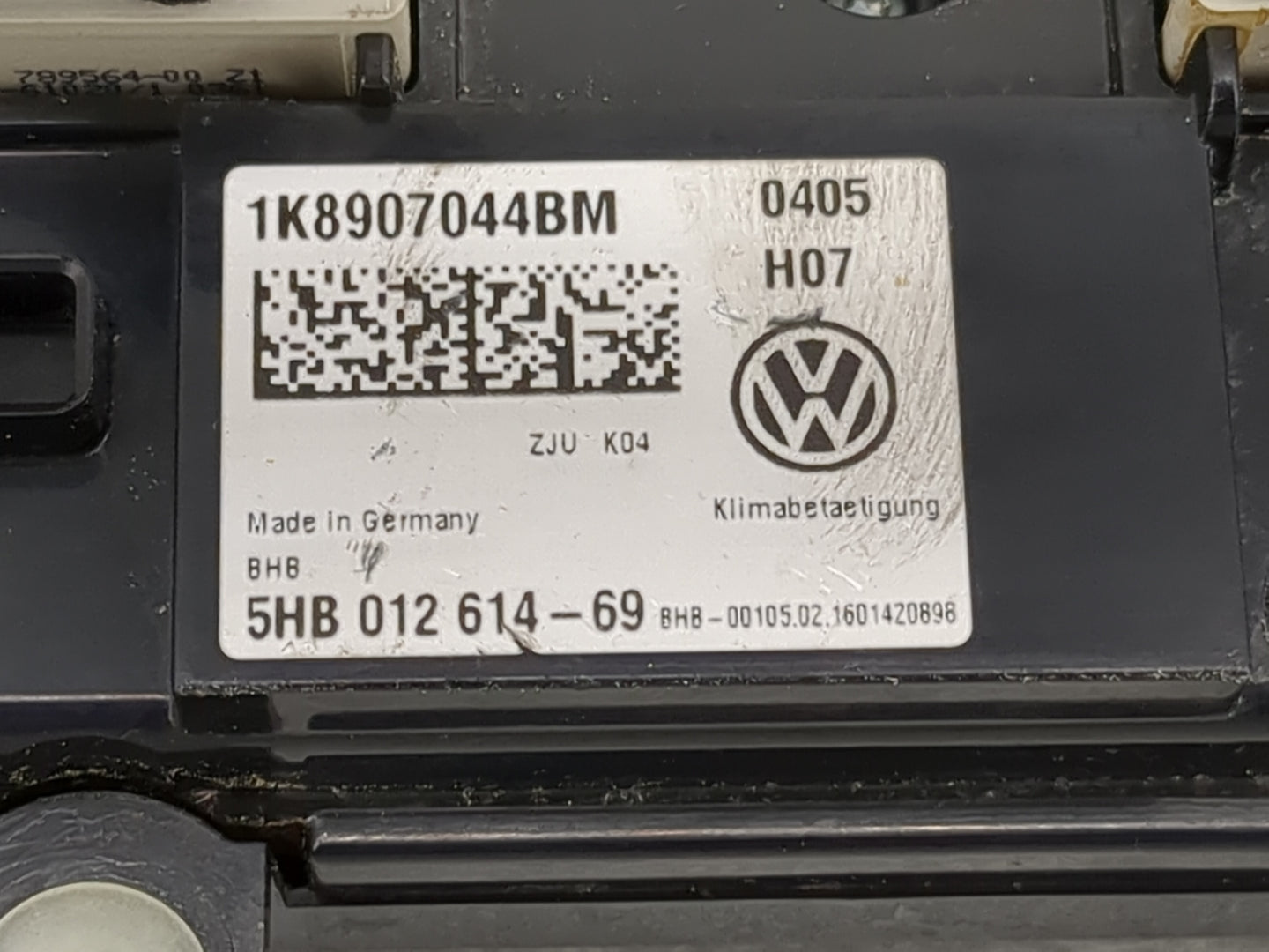 2015-2018 Volkswagen Jetta Climate Control Module Temperature AC/Heater Replacement P/N:1K8907044BM 5HB012614-69 Fits OEM Us