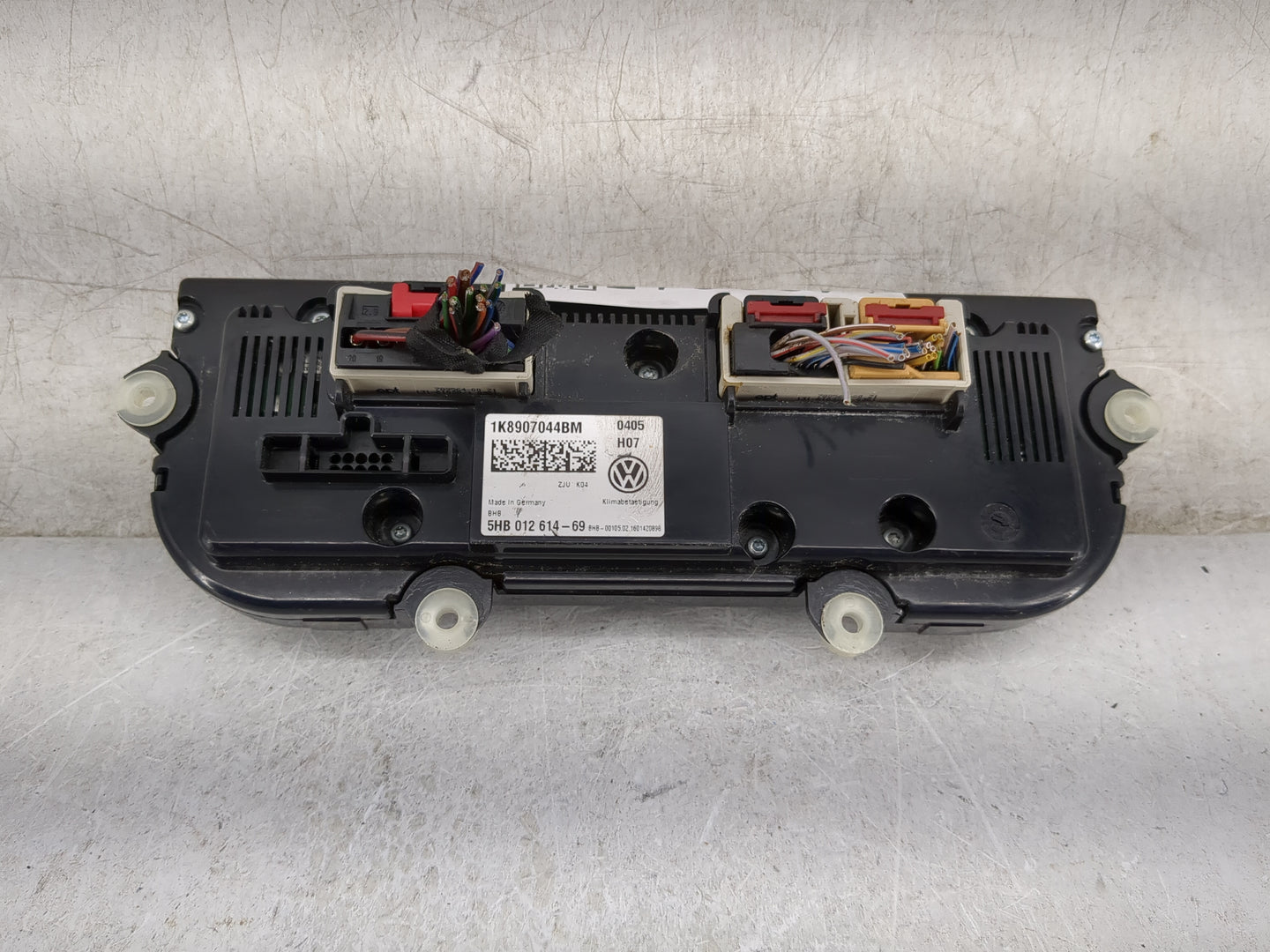 2015-2018 Volkswagen Jetta Climate Control Module Temperature AC/Heater Replacement P/N:1K8907044BM 5HB012614-69 Fits OEM Us