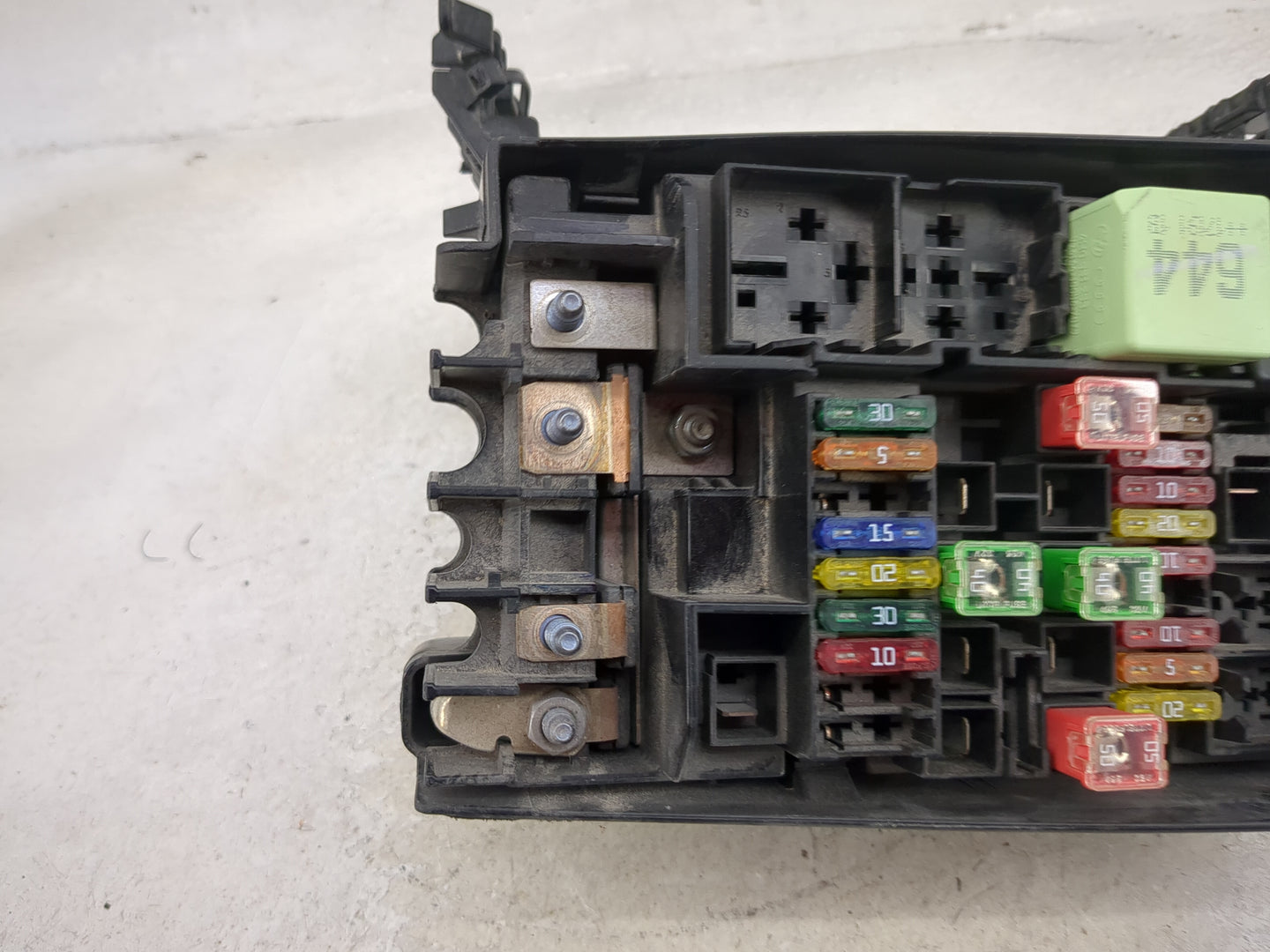 2015-2018 Volkswagen Jetta Fusebox Fuse Box Panel Relay Module P/N:5C0937132A Fits Fits 2015 2016 2017 2018 OEM Used Auto Pa