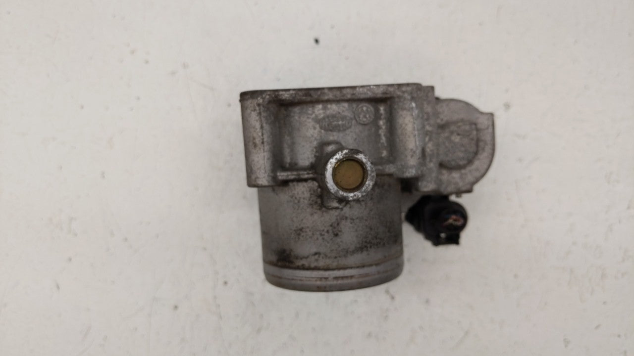 2013-2018 Volkswagen Jetta Throttle Body P/N:03F133062B Fits Fits 2013 2014 2015 2016 2017 2018 OEM Used Auto Parts - Oemuse